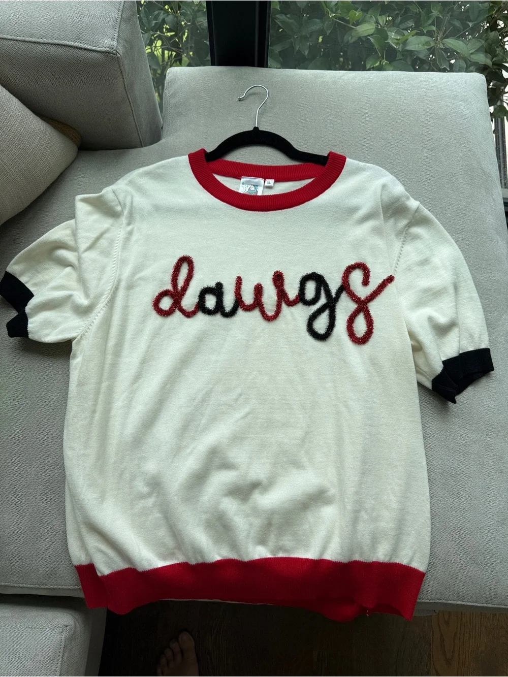 Queen of Sparkles ‘Dawgs' Georgia Bulldogs Short Sleeve Top Red & Black Trim UGA - Picture 1 of 8
